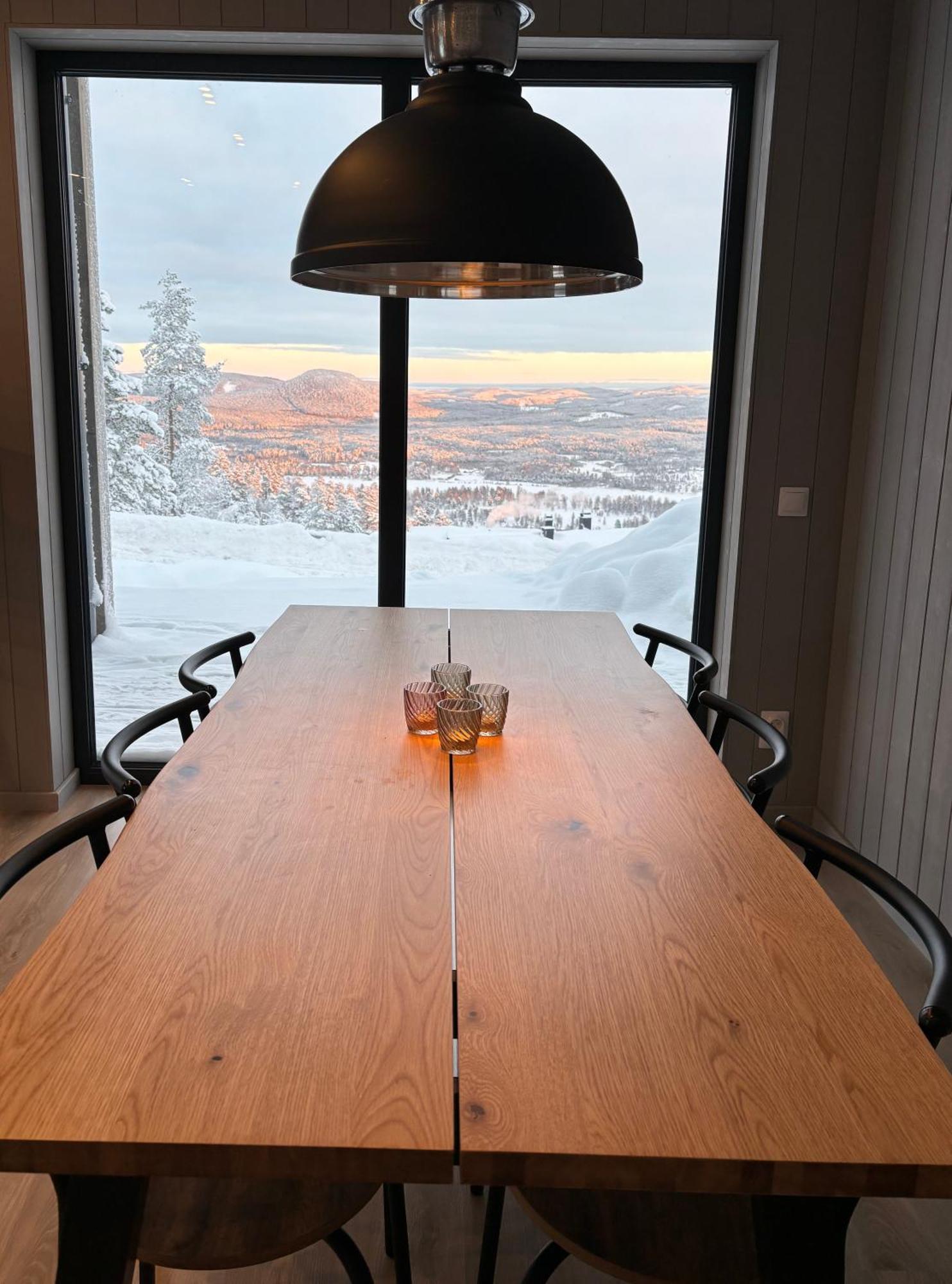 Toppvillan - Ski In - Ski Out - 200 M Till Toppen Och Cykelleder Järvsö Zewnętrze zdjęcie